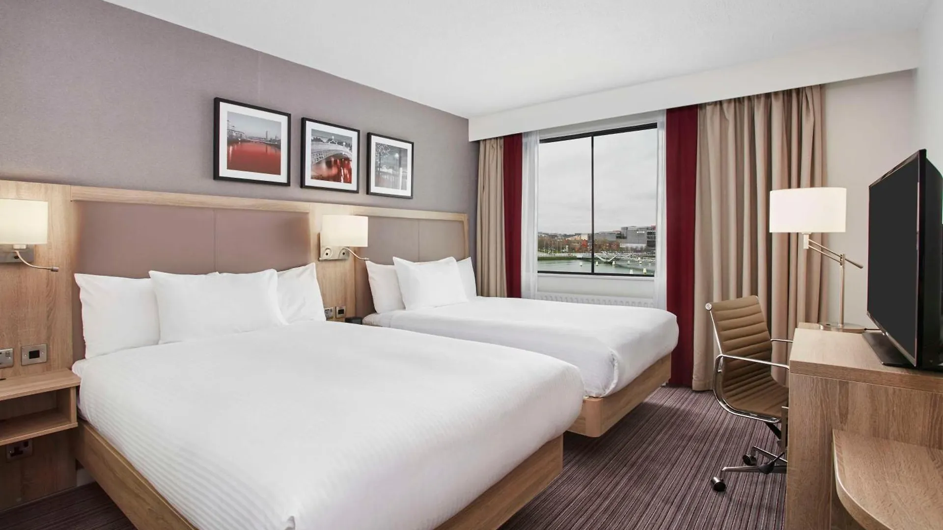 Hilton Garden Inn Dublin City Centre Hotel