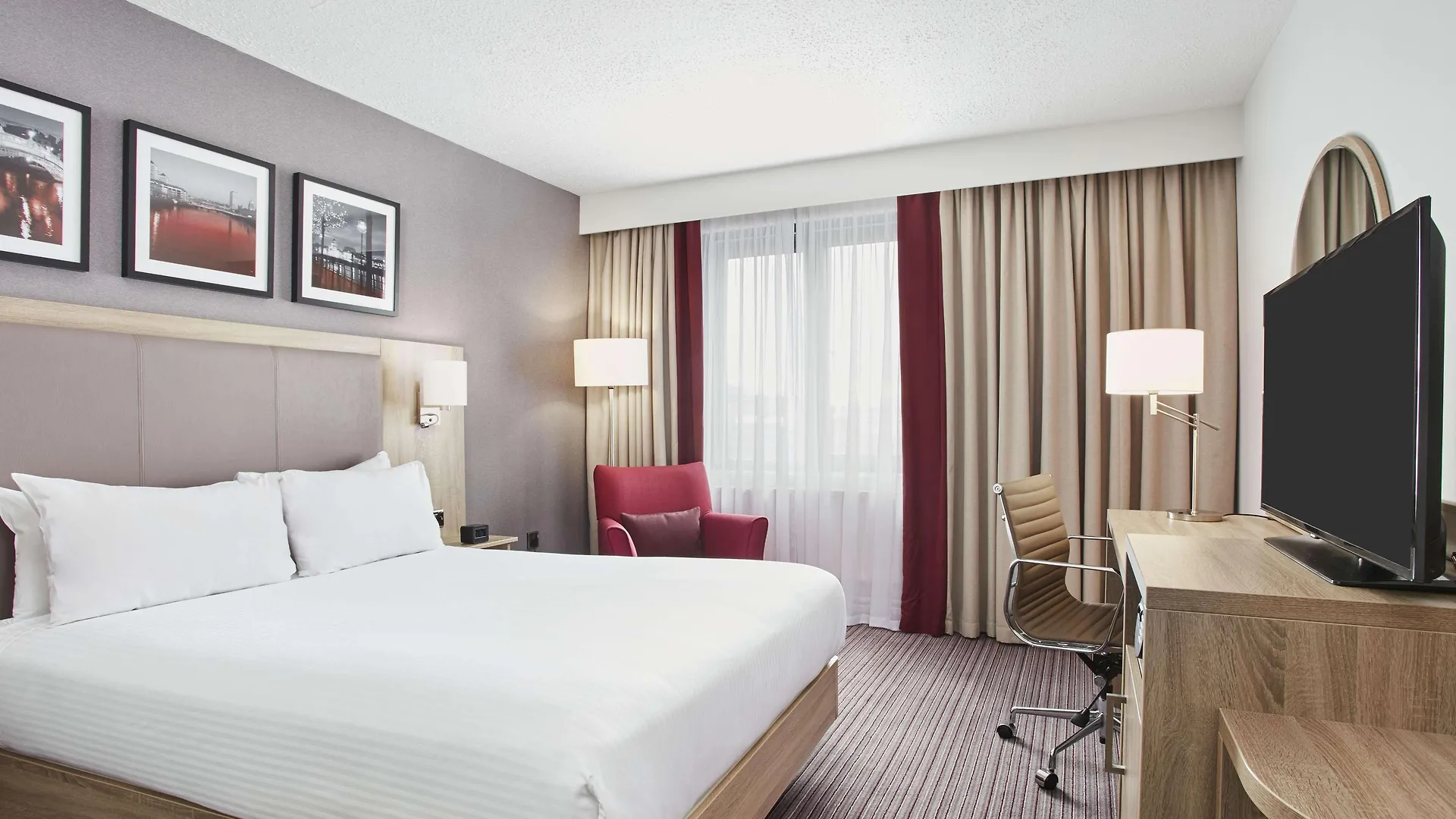 Отель Hilton Garden Inn Dublin City Centre