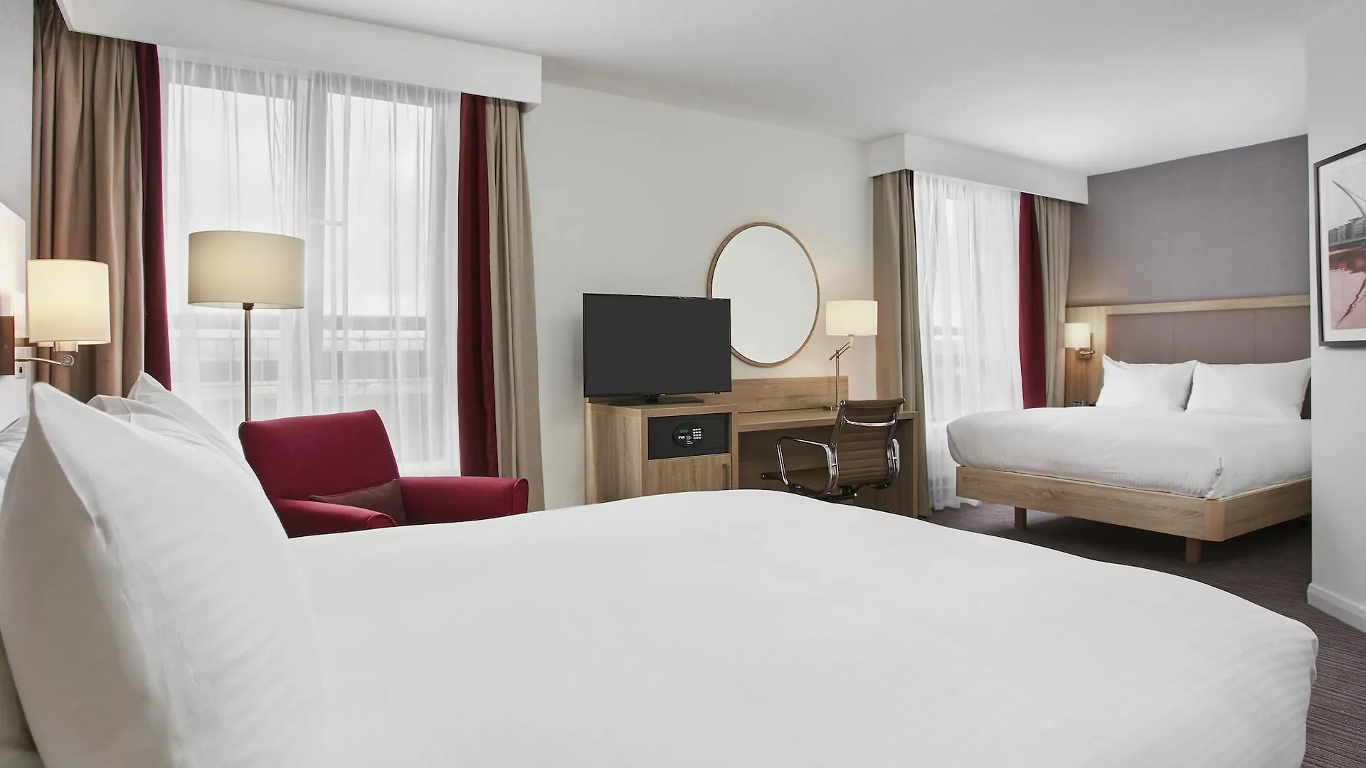 Hilton Garden Inn Dublin City Centre Отель