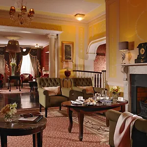 Hotel Buswells