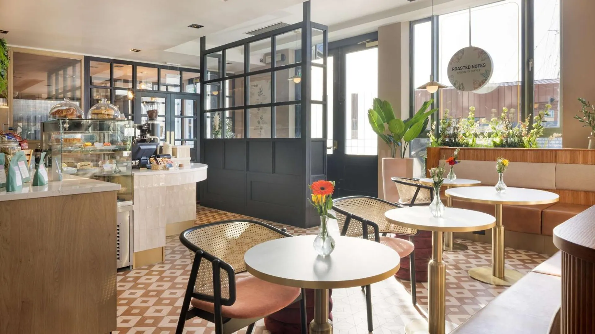 Hilton Garden Inn Dublin City Centre 4*,